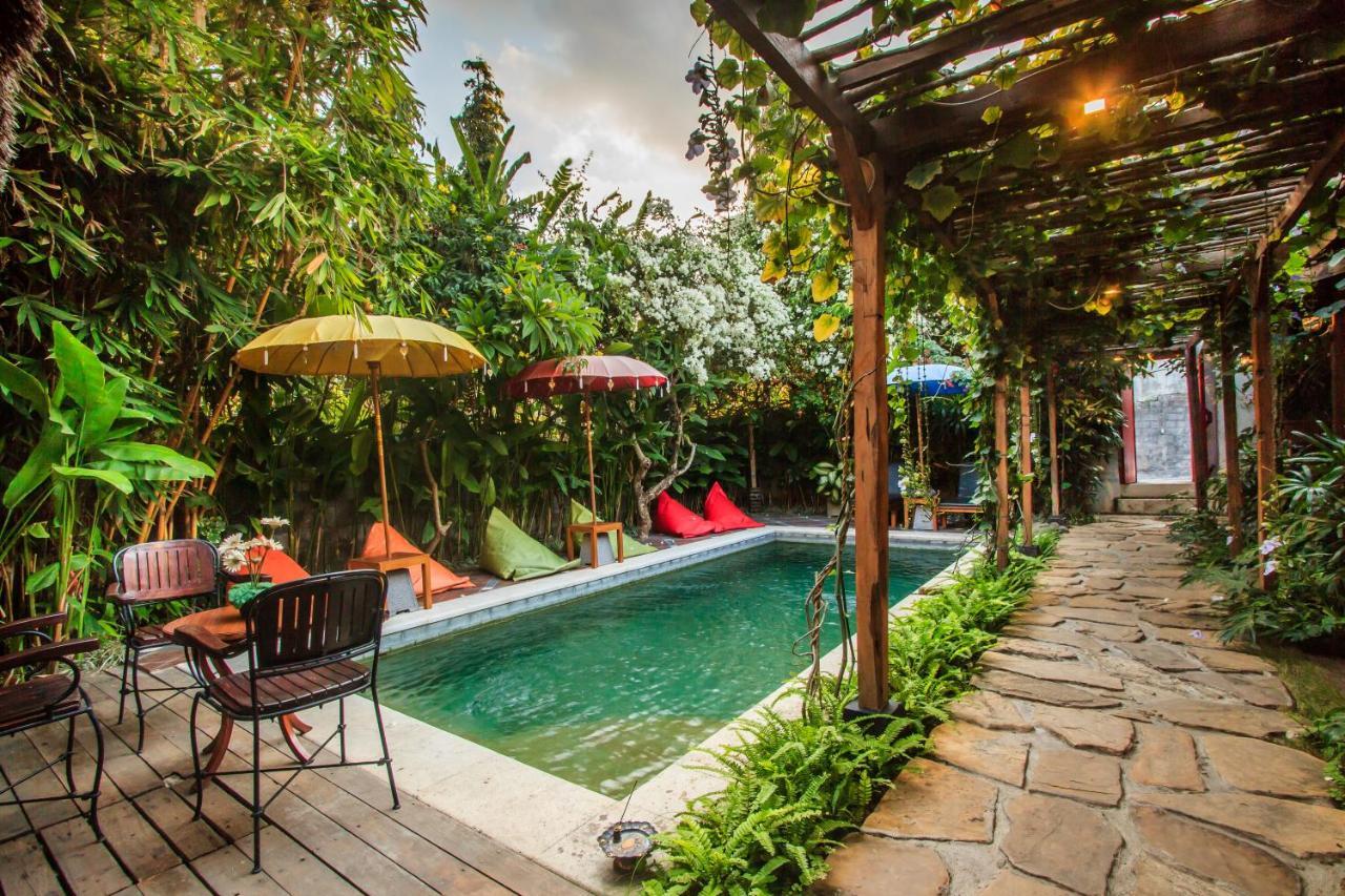 Bening Hut And Spa Seminyak Eksteriør bilde
